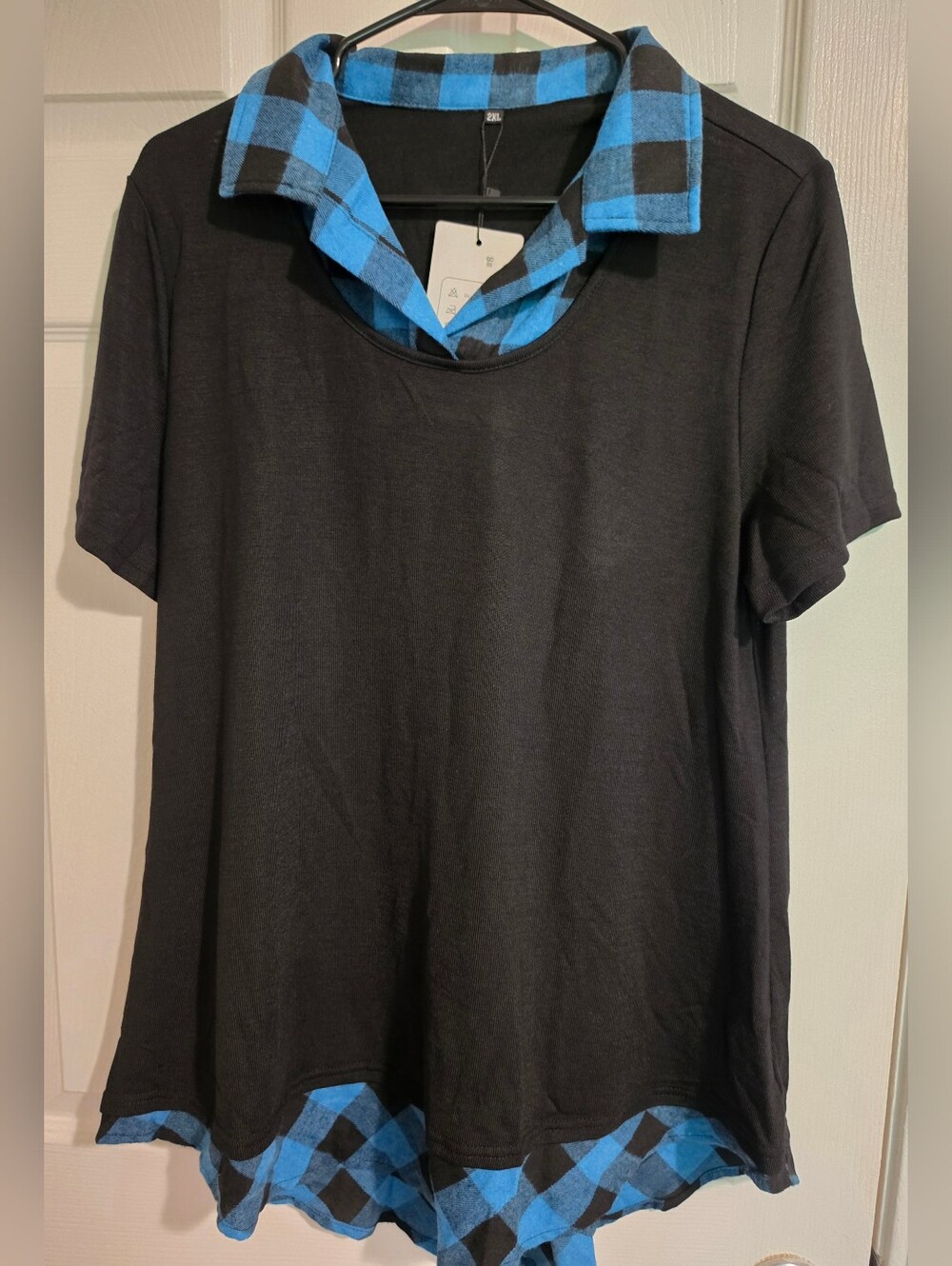 Collared Patchwork Top - Picture 3 of 3